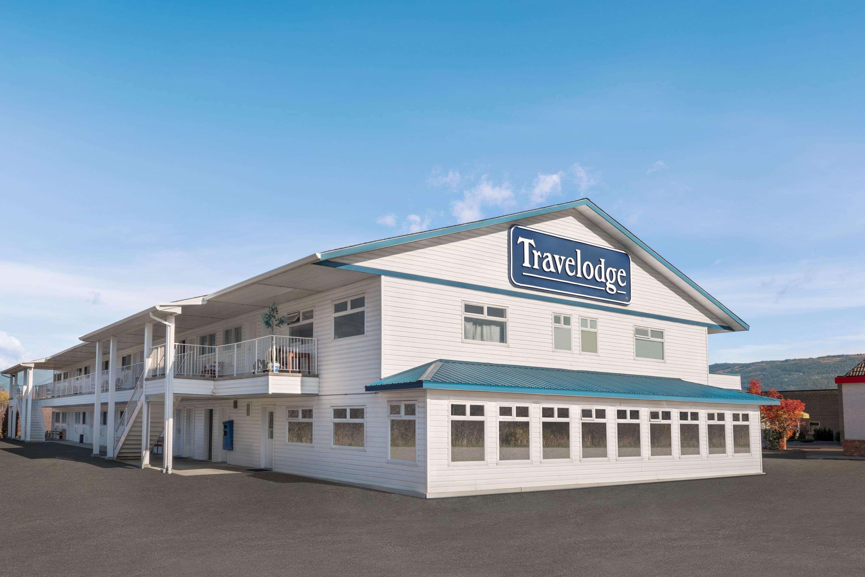 Travelodge By Wyndham Salmon Arm Bc Kültér fotó